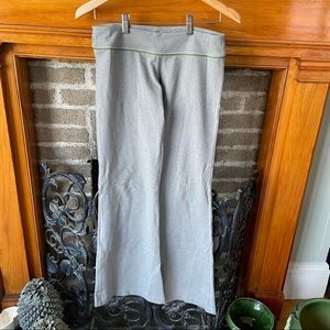 Lululemon wide leg flare yoga pants